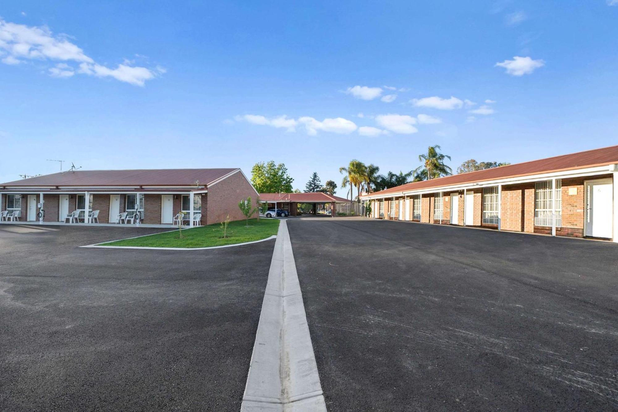 Econo Lodge Border Gateway Wodonga Buitenkant foto