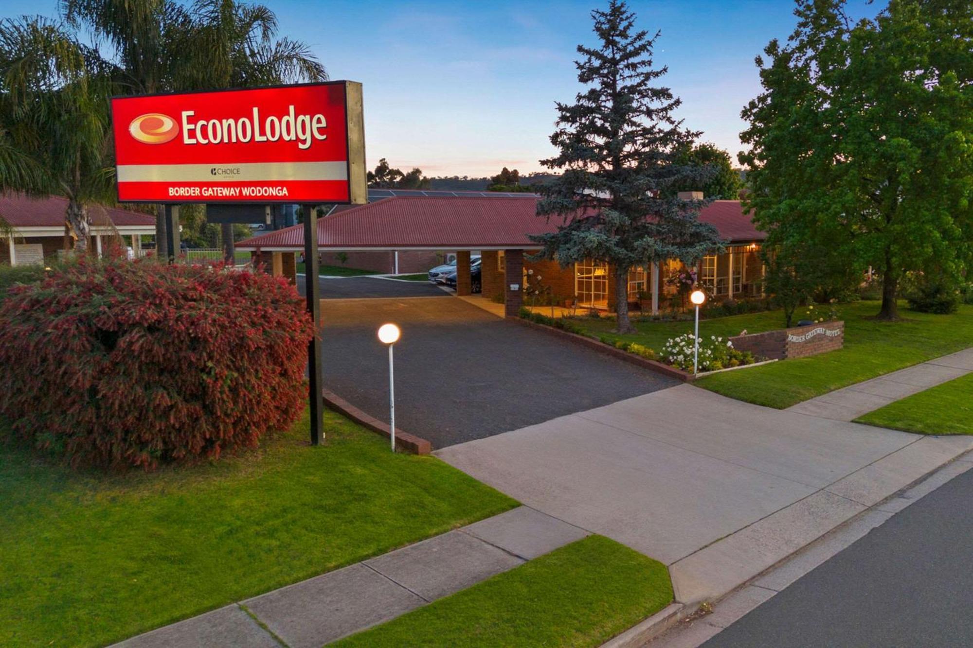 Econo Lodge Border Gateway Wodonga Buitenkant foto